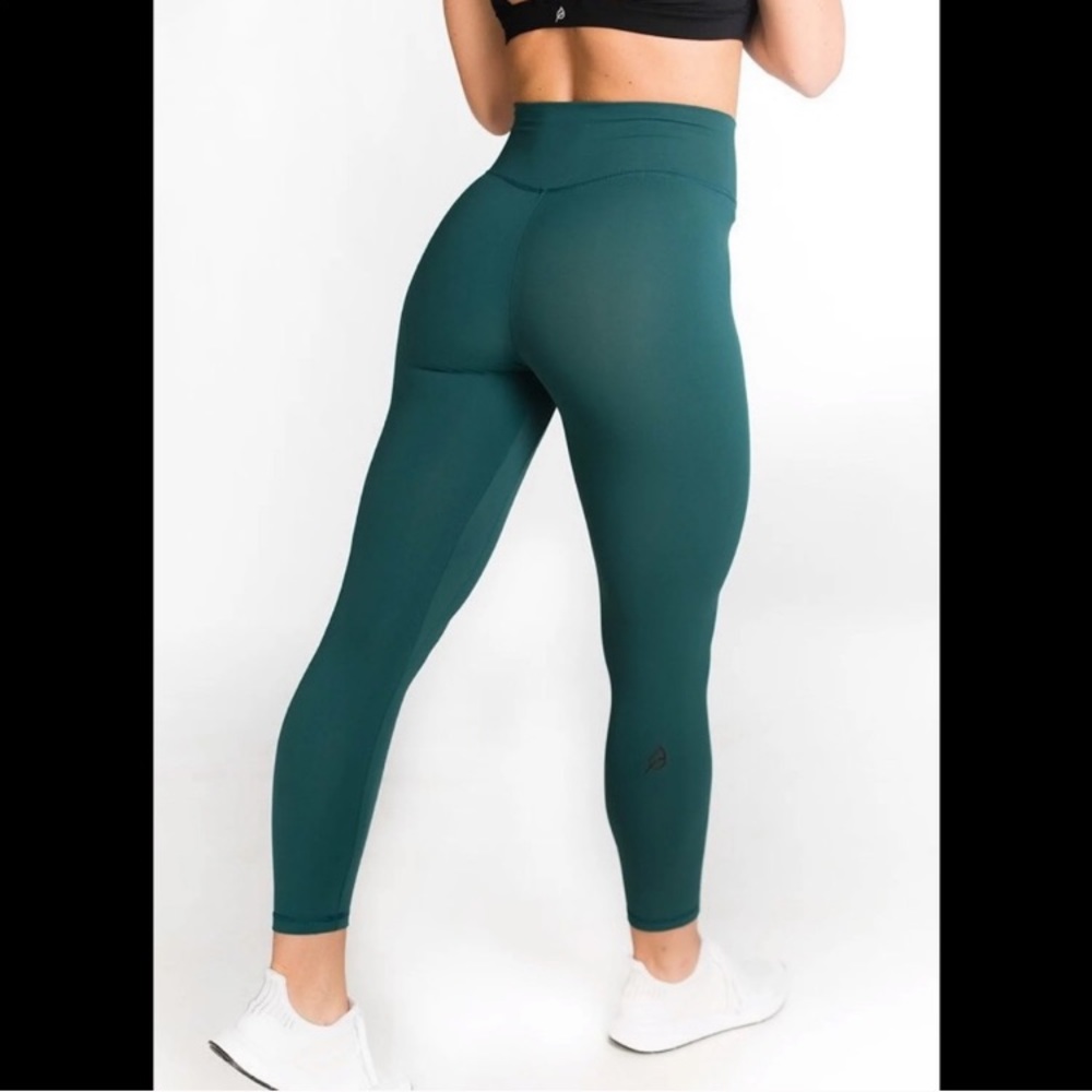 P’tula Emerald Green Mayra Plush